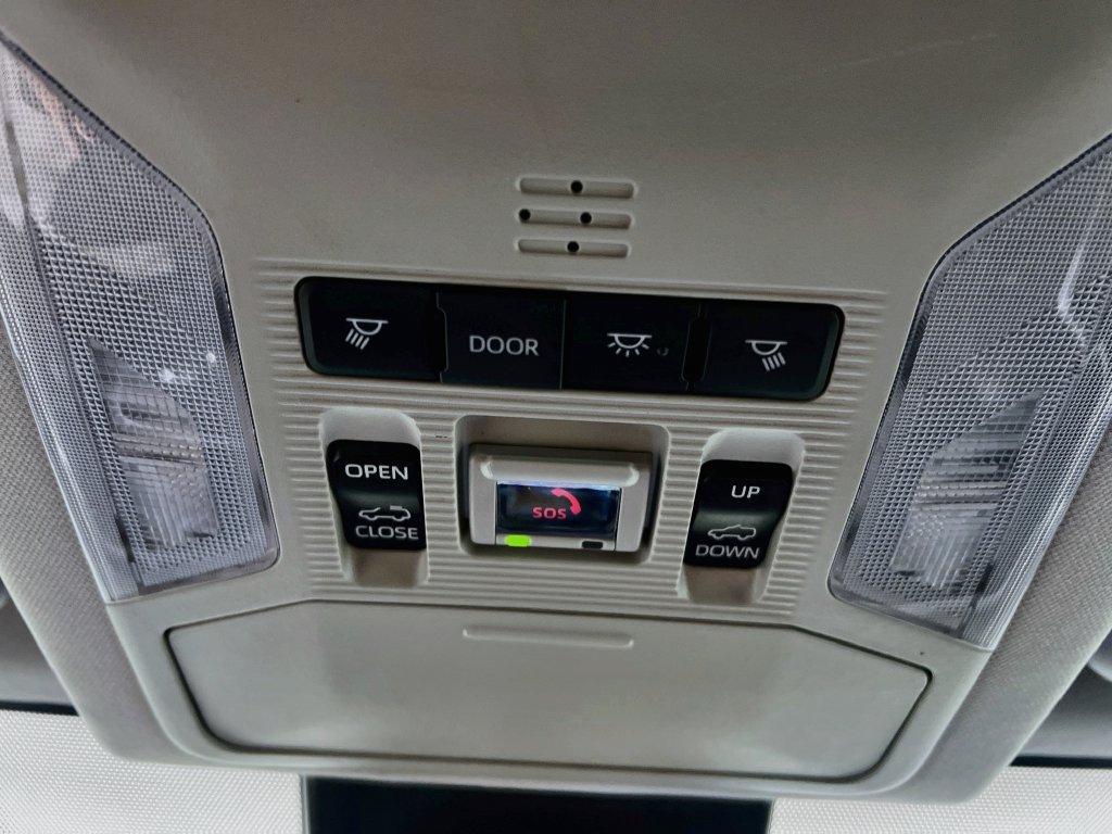 Used 2025 Toyota RAV4 XLE Premium FWD image 18
