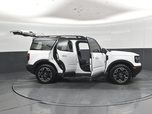 Used 2025 Ford Bronco Sport Outer Banks w/ Outer Banks Tech Package+ AWD/4WD image 60