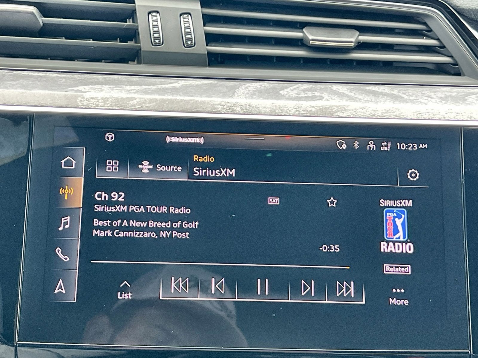 Used 2024 Audi Q8 e-tron Premium Plus image 19