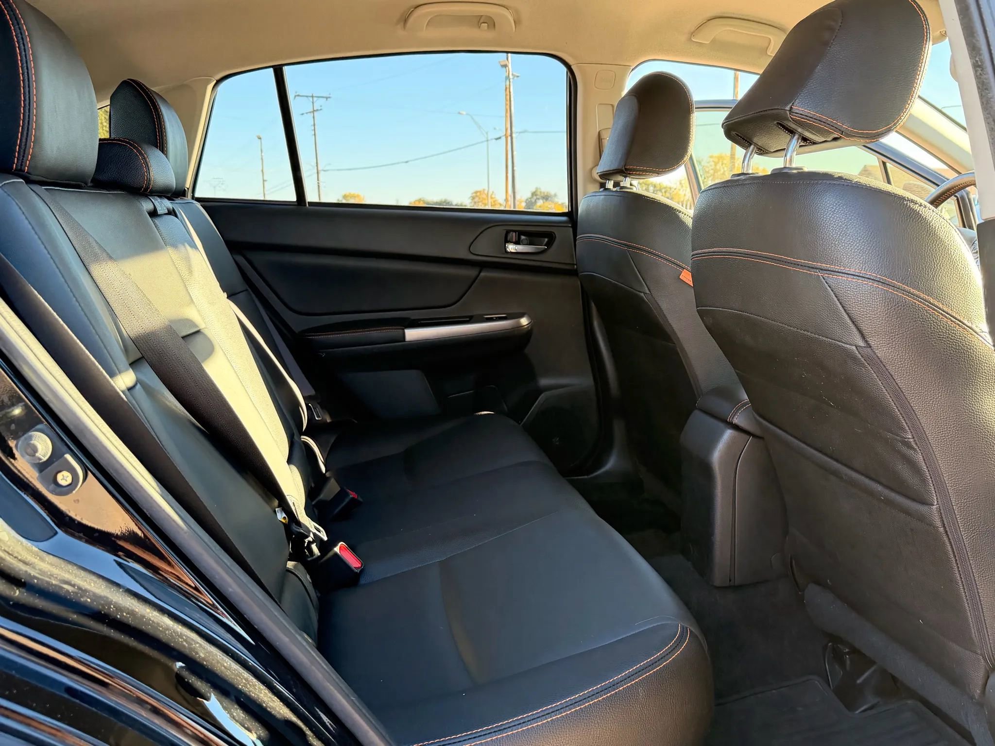 Used 2016 Subaru Crosstrek 2.0i Limited w/ Popular Package #2 image 16