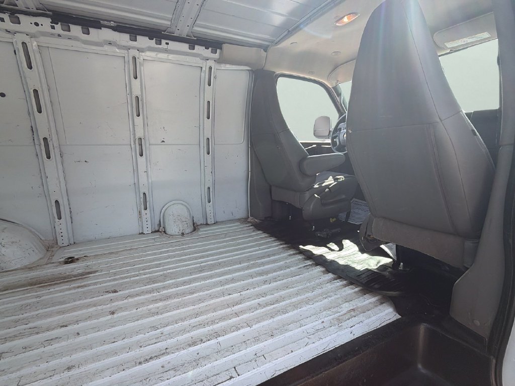 Used 2024 Chevrolet Express 2500 w/ Driver Convenience Package RWD image 30