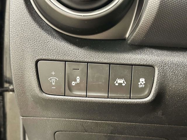 Used 2020 Hyundai Kona SEL FWD image 19