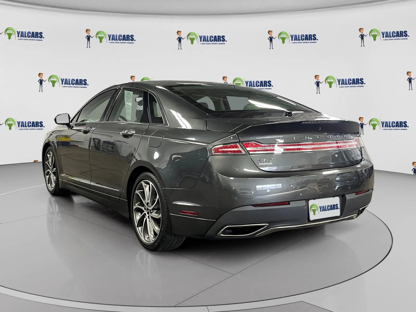 Used 2019 Lincoln MKZ Reserve w/ Reserve Plus Package image 3