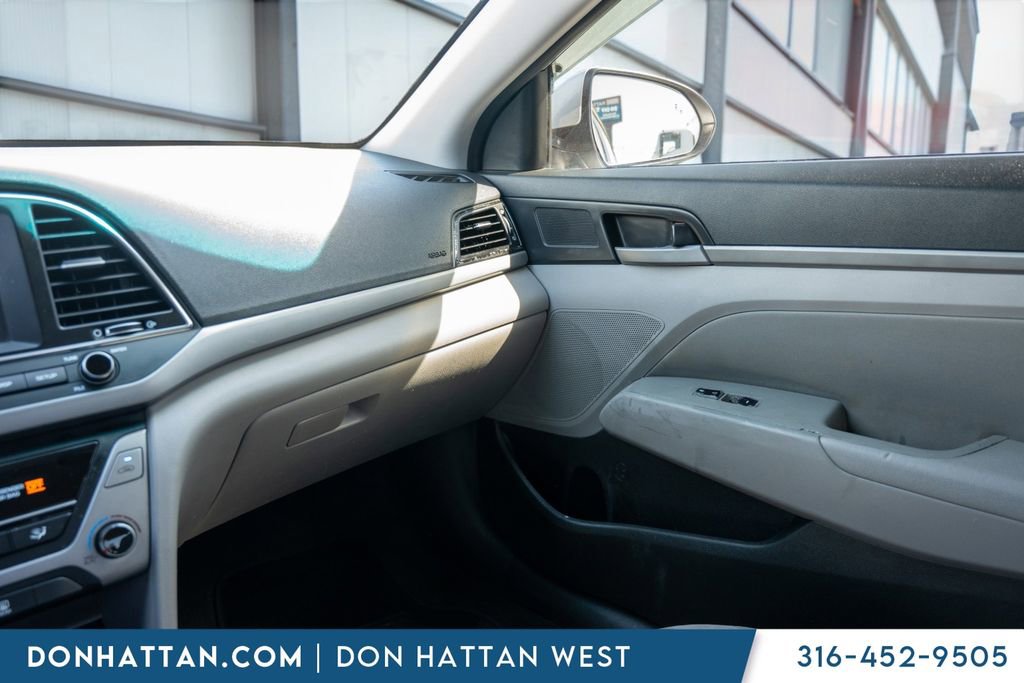 Used 2018 Hyundai Elantra SEL image 12