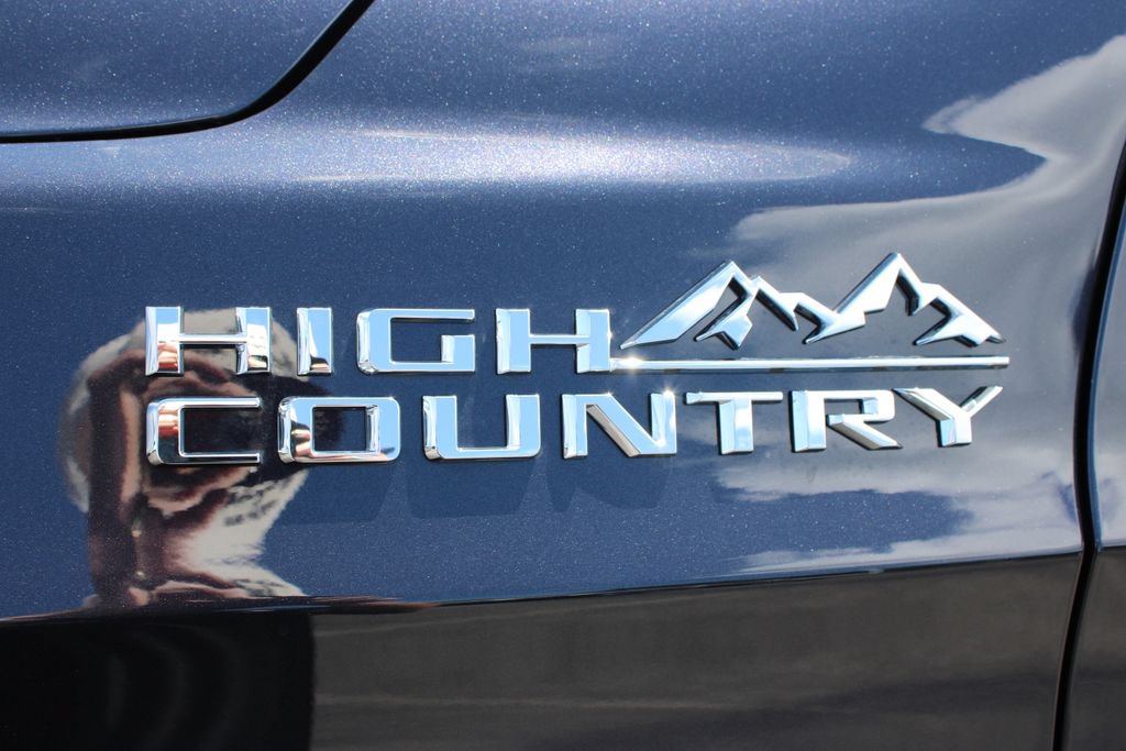 New 2026 Chevrolet Tahoe High Country AWD/4WD image 21