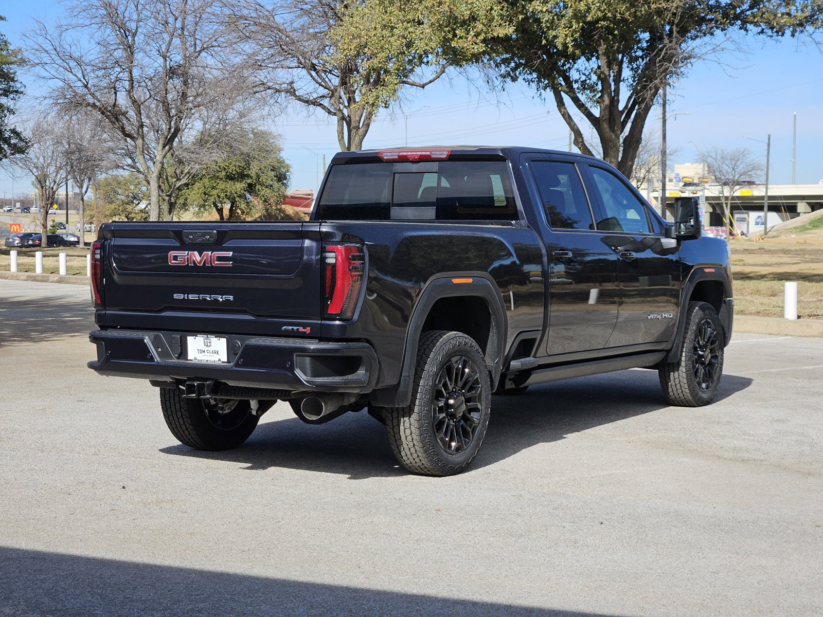 New 2026 GMC Sierra 2500 AT4 w/ AT4 Premium Plus Package AWD/4WD image 3