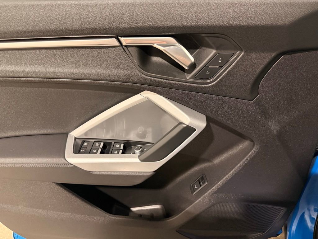 Used 2022 Audi Q3 2.0T Premium image 13