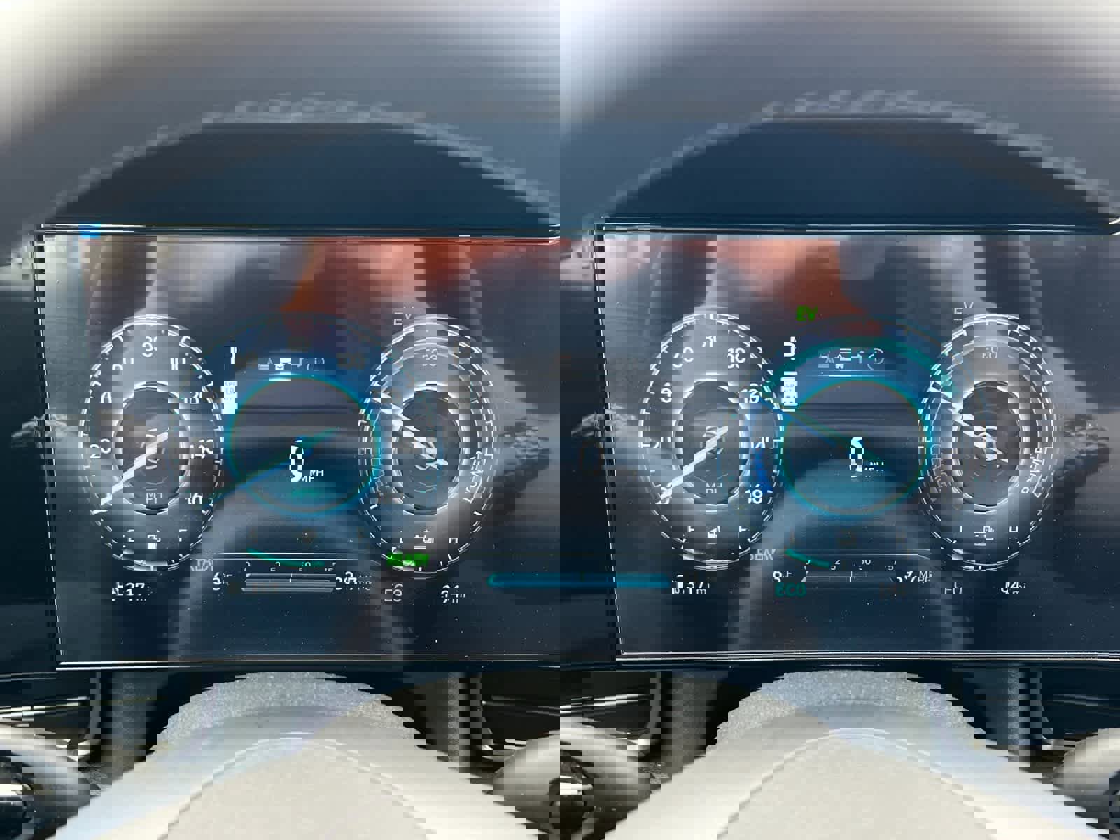 New 2025 Hyundai Elantra SEL image 25