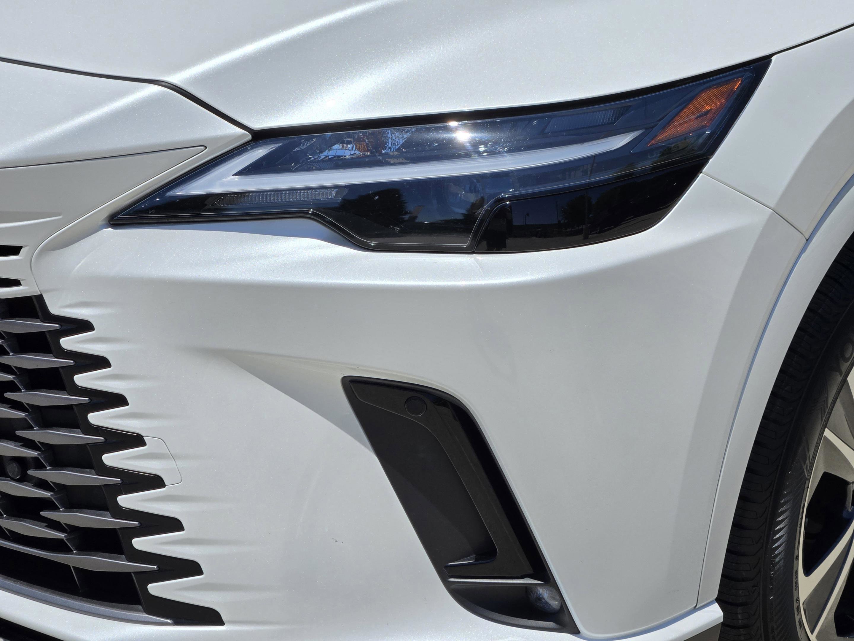 Used 2024 Lexus RX 350 Premium w/ Accessory Package (Z1) FWD image 34