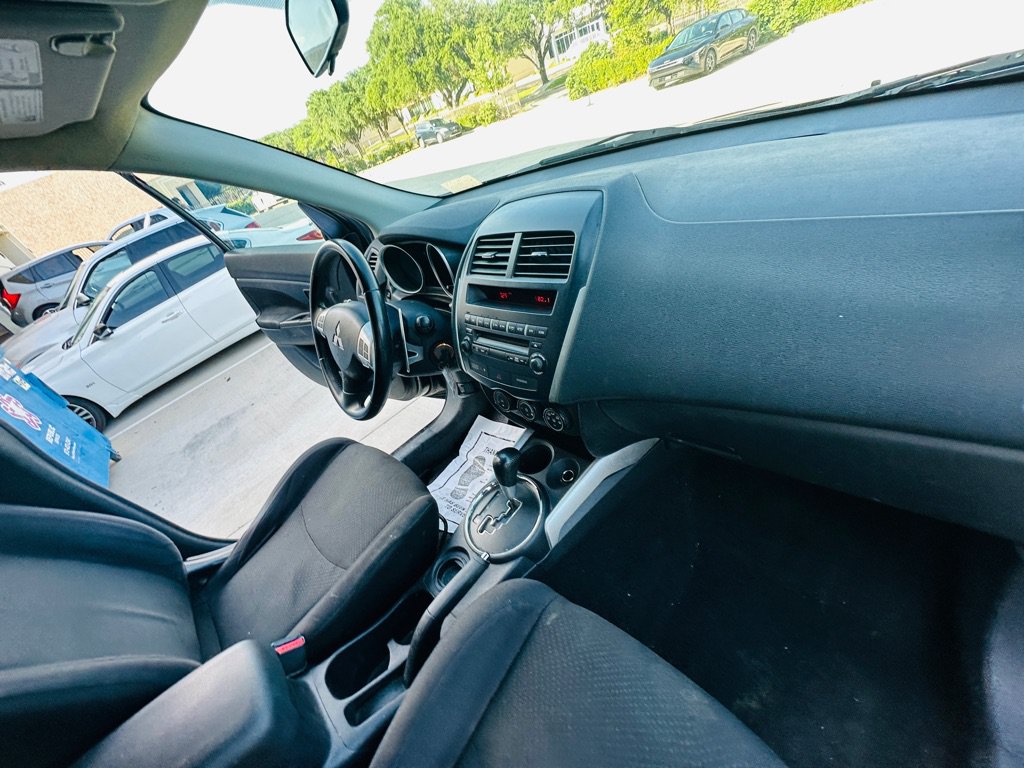 Used 2013 Mitsubishi Outlander Sport ES FWD image 21