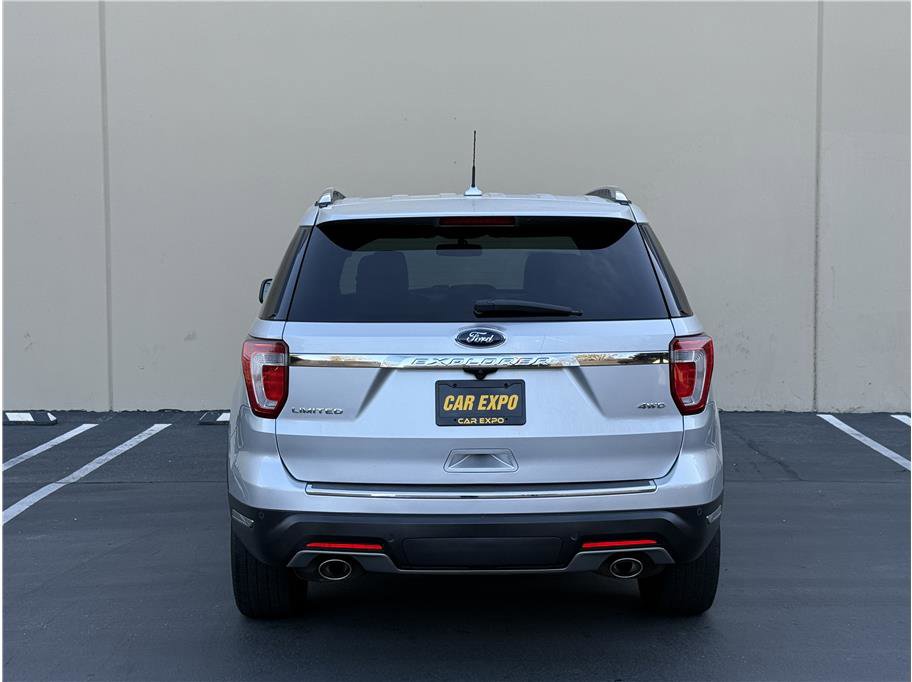 Used 2019 Ford Explorer Limited w/ Class III Trailer Tow Package image 5