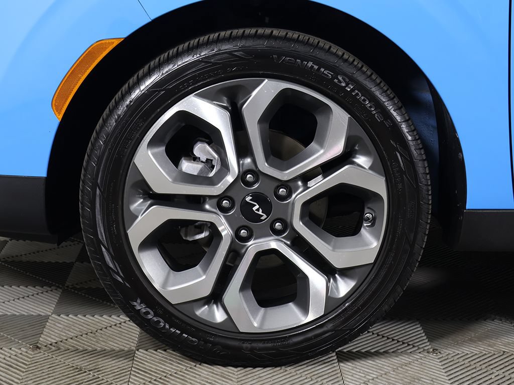 Used 2025 Kia Soul EX FWD image 22