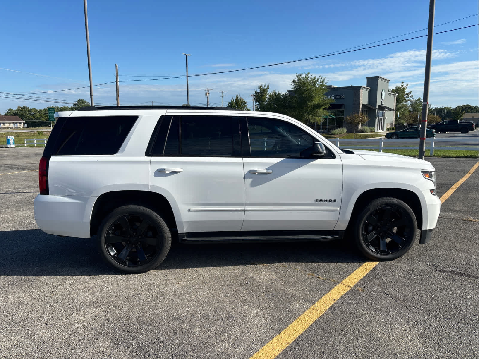 Used 2018 Chevrolet Tahoe Premier AWD/4WD image 4