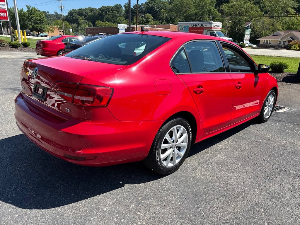 Used 2015 Volkswagen Jetta SE FWD image 5