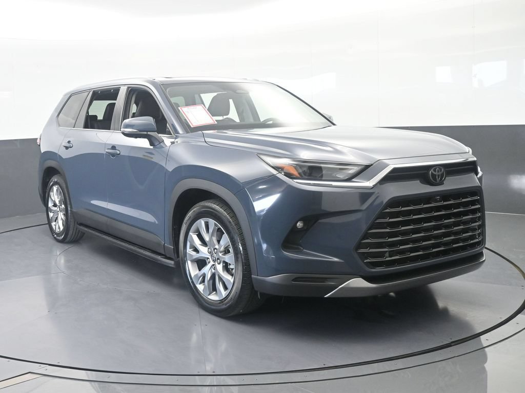 Used 2025 Toyota Grand Highlander FWD image 9