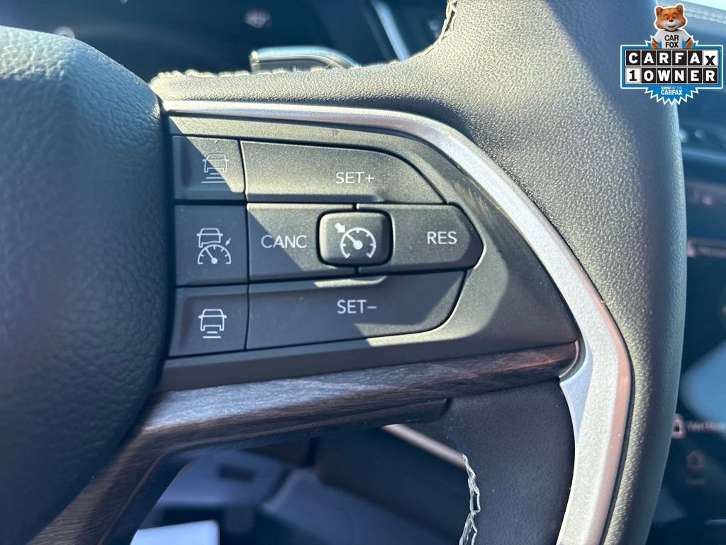 Used 2023 Jeep Grand Cherokee Limited image 20