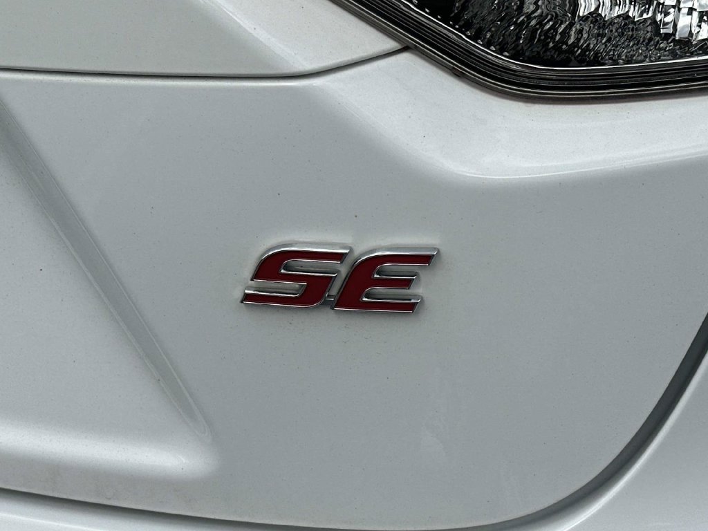 Used 2023 Toyota Corolla SE FWD image 9
