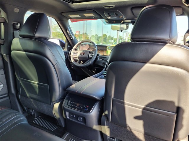 New 2025 Nissan Armada PRO-4X w/ Pro-4X Premium Package image 7