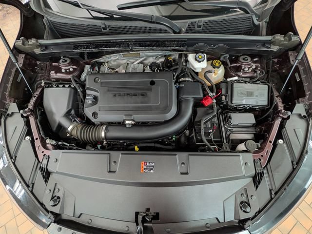 Used 2022 Buick Envision Avenir w/ Safety Package FWD image 24
