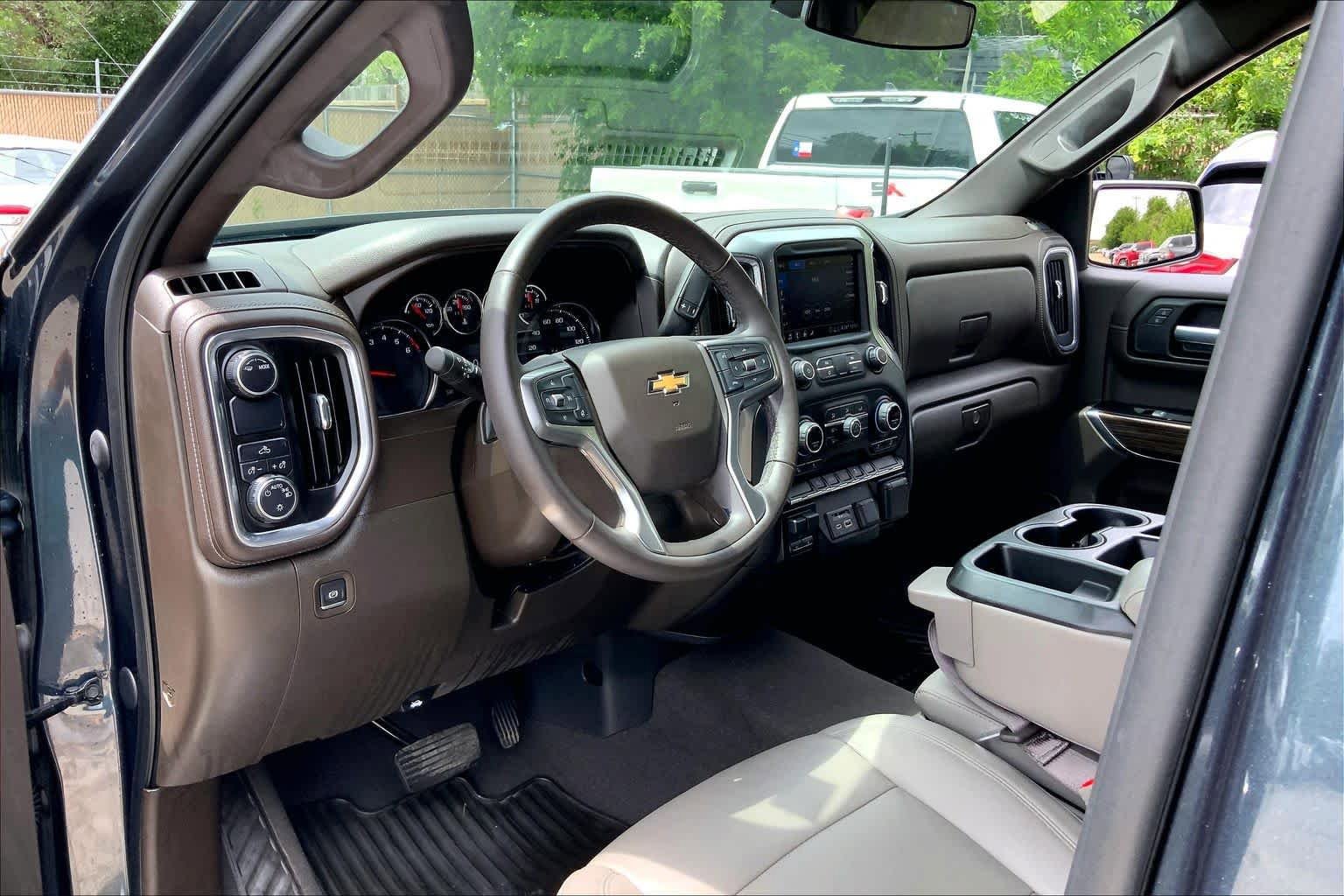 Used 2020 Chevrolet Silverado 1500 LT w/ Texas Edition RWD image 17