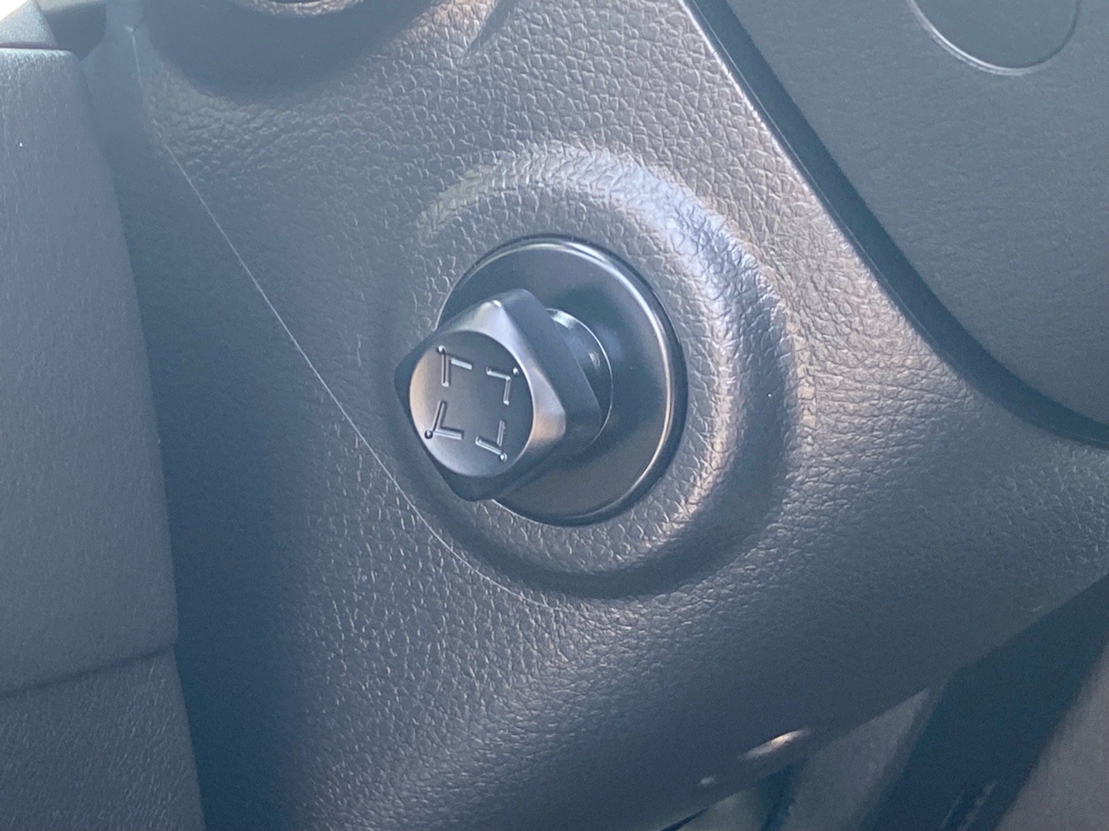Used 2019 Nissan Armada SL w/ Premium Package RWD image 13