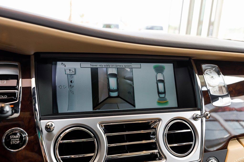 Used 2016 Rolls-Royce Ghost image 20