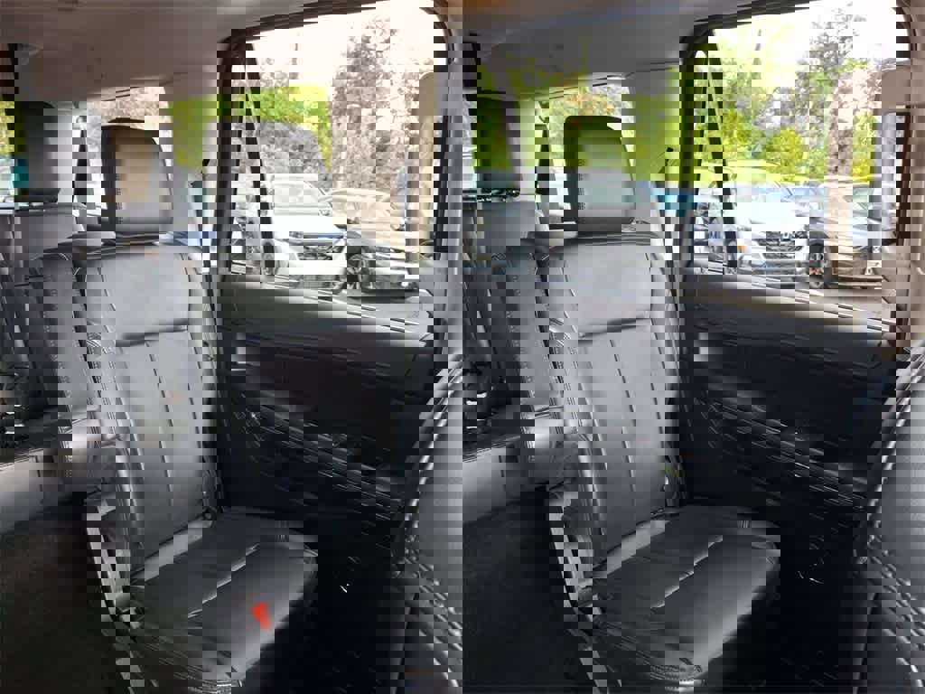 Used 2022 Ford Expedition Max XLT w/ Livery Package image 14