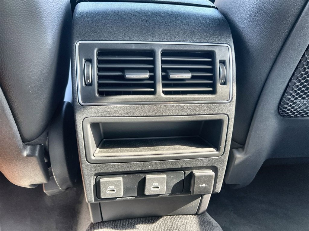 Used 2025 Jaguar F-PACE R-Dynamic S image 16