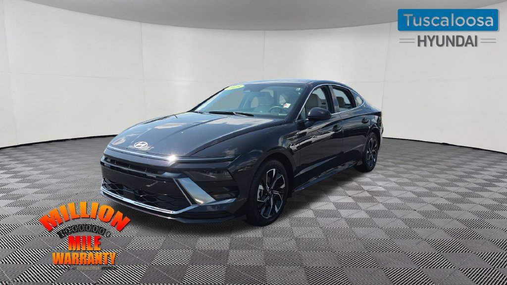 Used 2025 Hyundai Sonata SEL FWD image 3