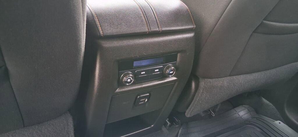 Used 2018 Chevrolet Traverse LT AWD/4WD image 20