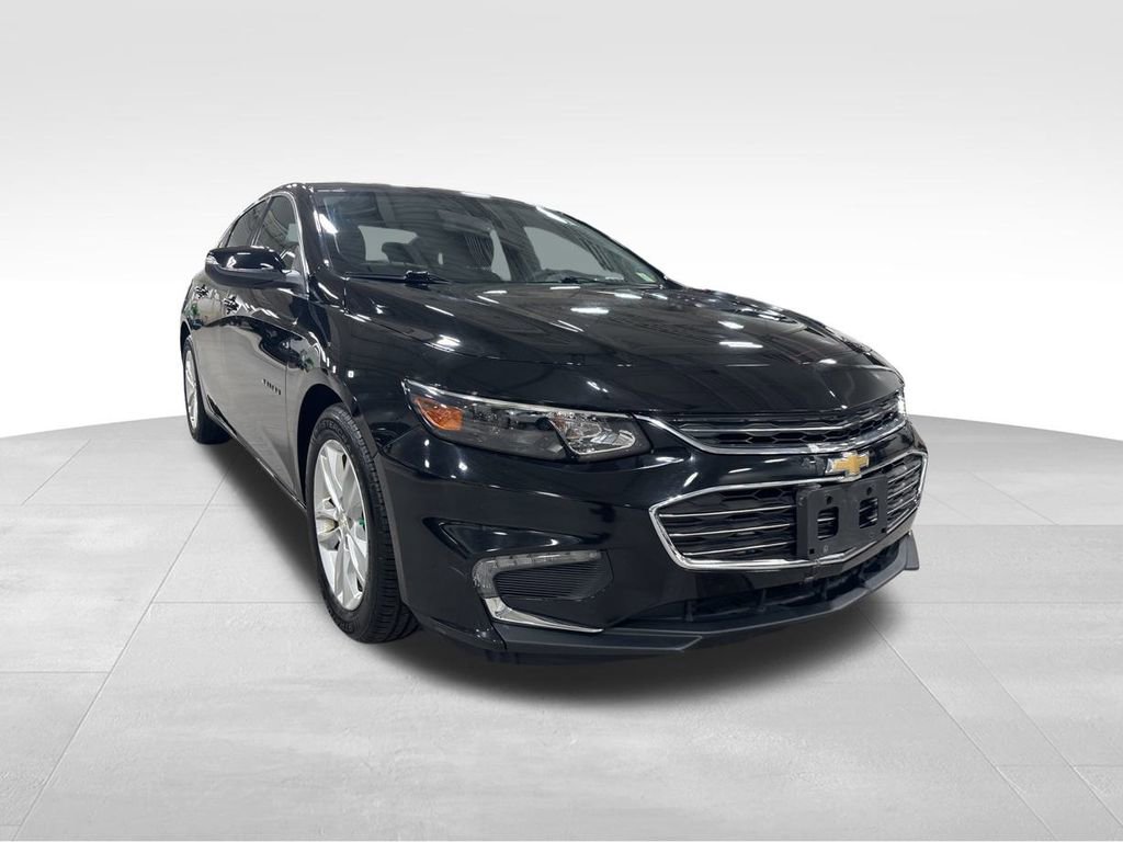 Used 2017 Chevrolet Malibu LT image 25