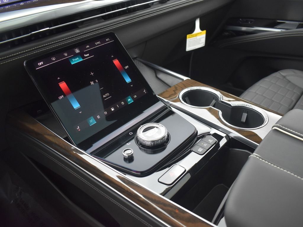 Certified 2026 Cadillac Escalade ESV Platinum Sport w/ LPO, ONYX Package image 19