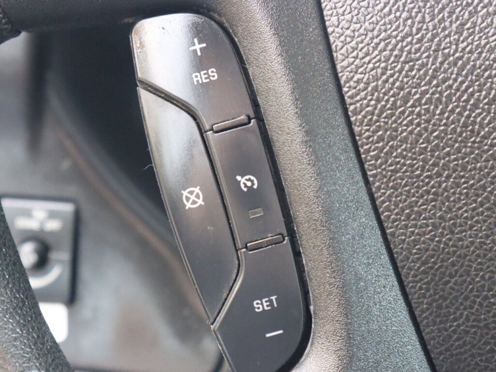 Used 2019 GMC Savana 3500 Extended w/ Driver Convenience Package image 12