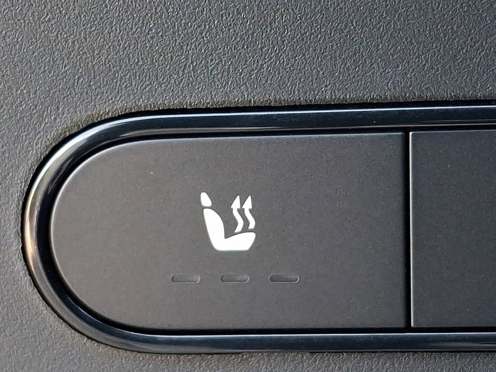 Used 2025 Mercedes-Benz Sprinter 2500 image 22