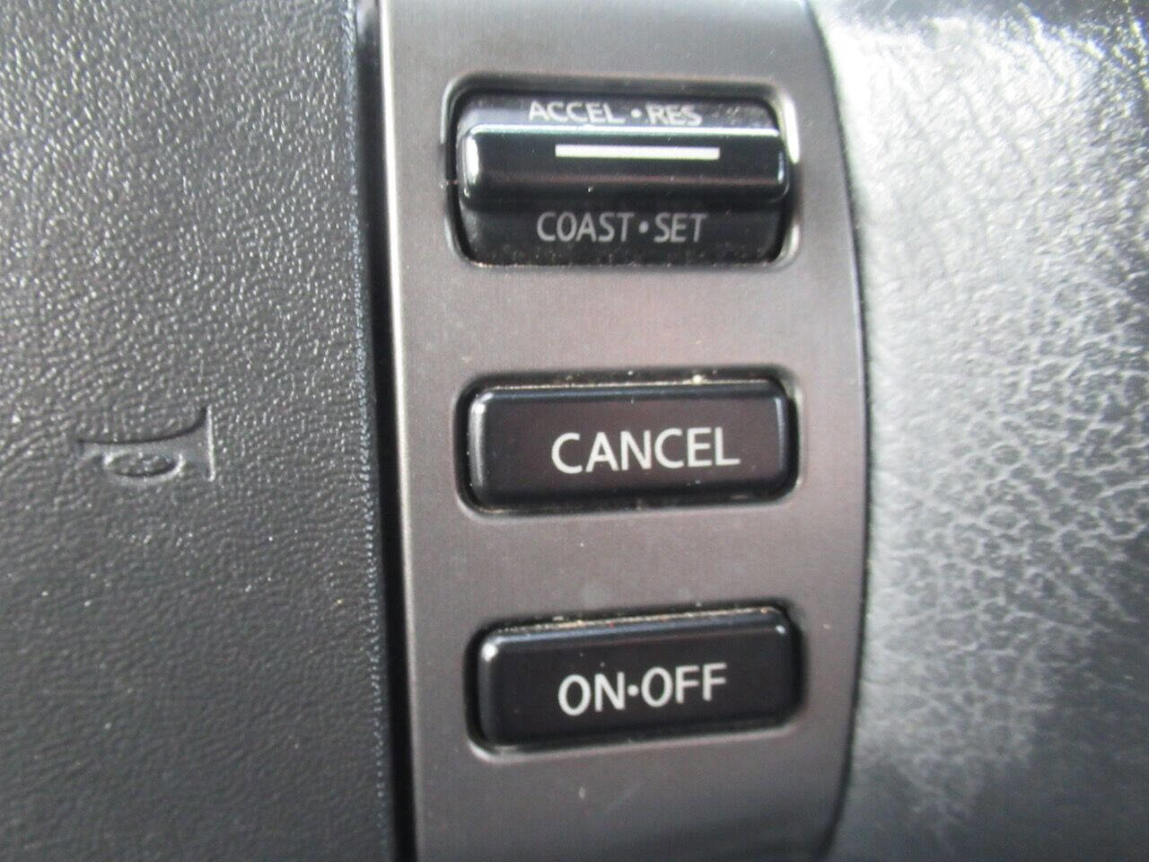 Used 2012 Nissan Armada SV image 16