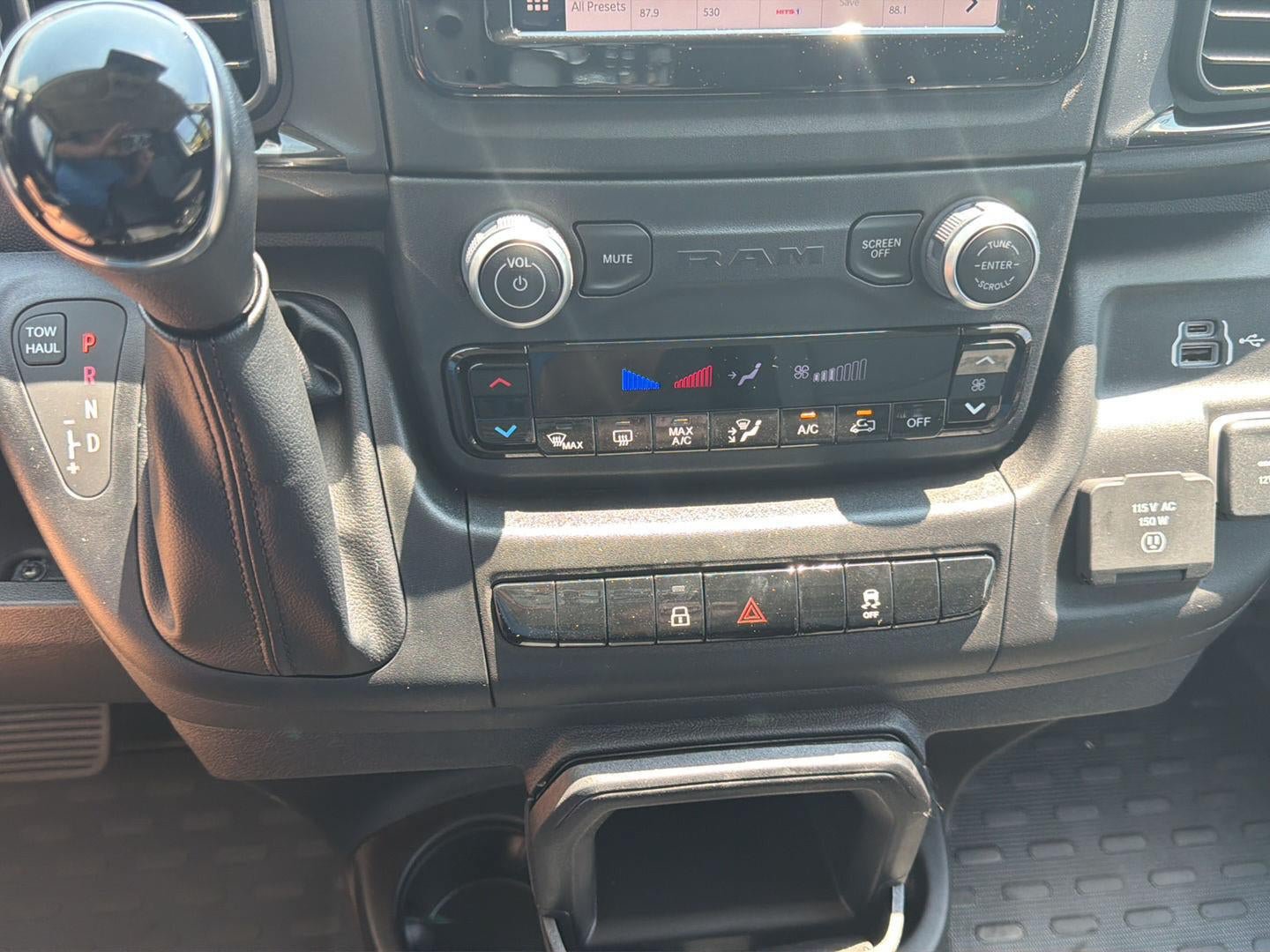 New 2026 RAM ProMaster 1500 w/ Convenience Group FWD image 19