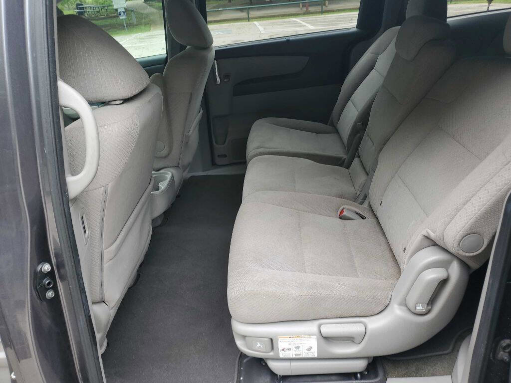 Used 2016 Honda Odyssey SE image 19