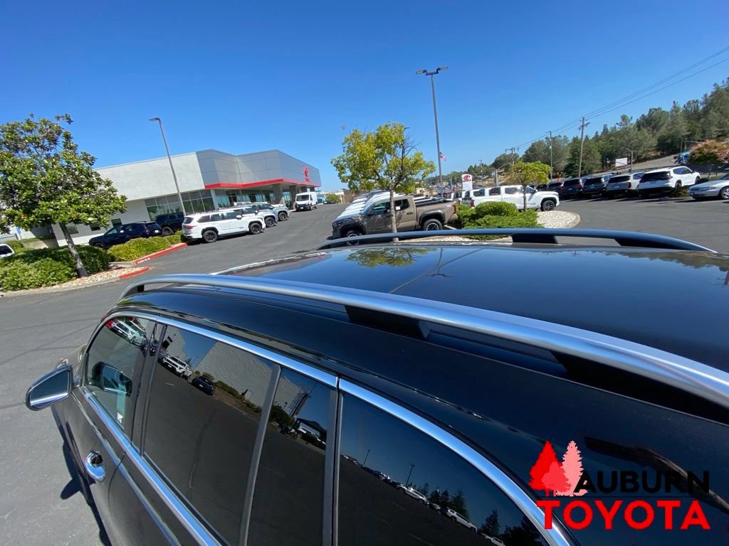 Used 2021 Mercedes-Benz GLB 250 4MATIC image 9