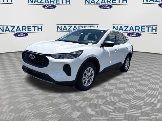 Used 2023 Ford Escape Active w/ Tech Pack #1 AWD/4WD image 3