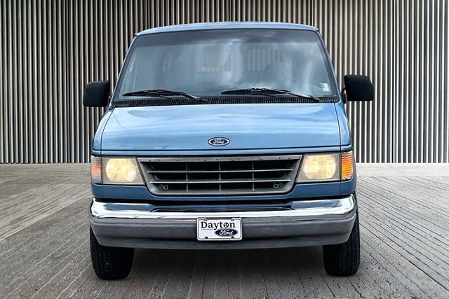 Used 1994 Ford E-350 and Econoline 350 XLT RWD image 3
