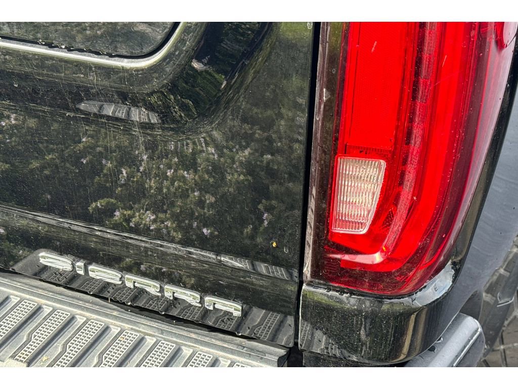 Used 2021 GMC Sierra 3500 Denali w/ Denali Ultimate Package image 6