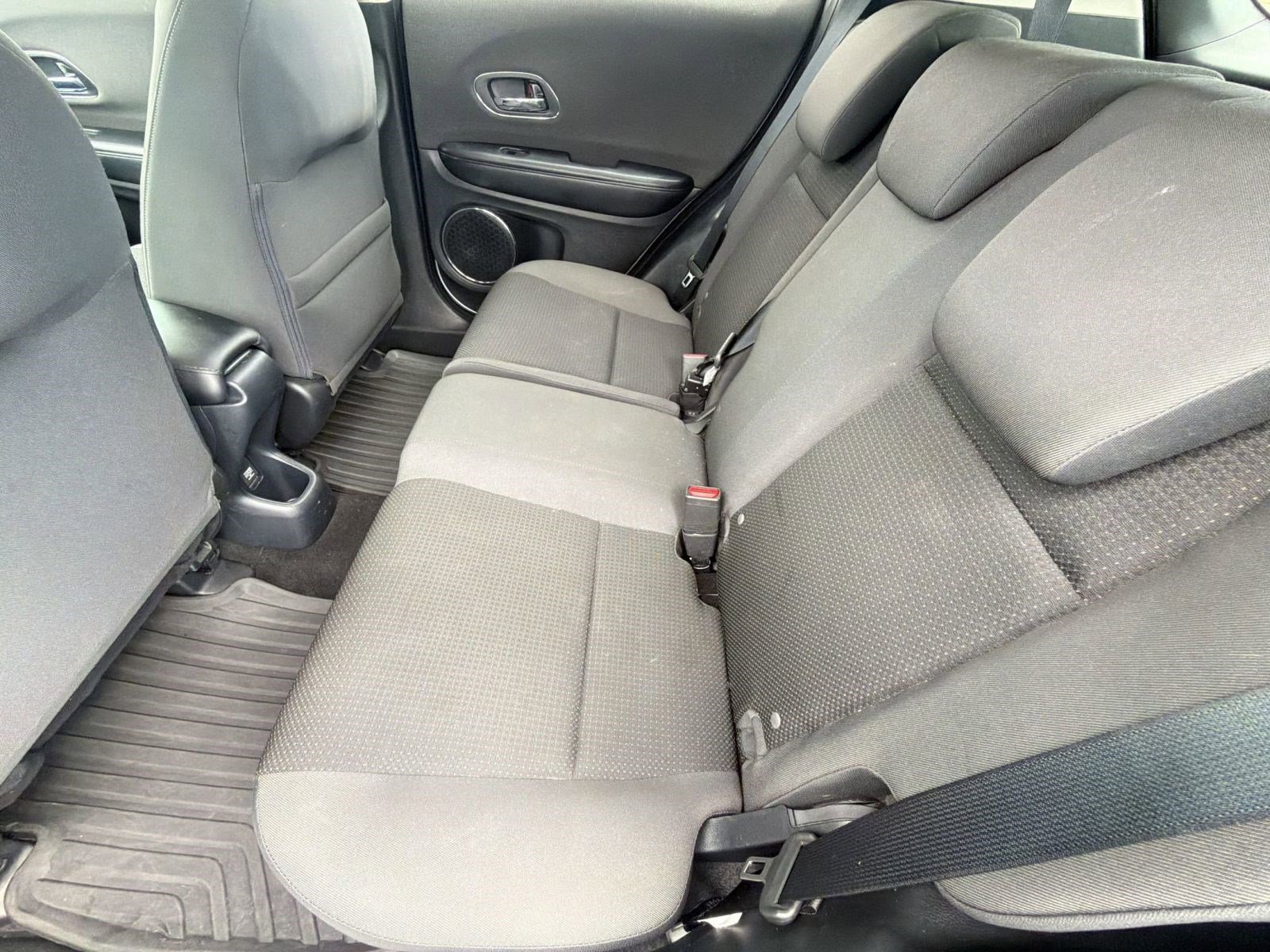 Used 2019 Honda HR-V EX image 28