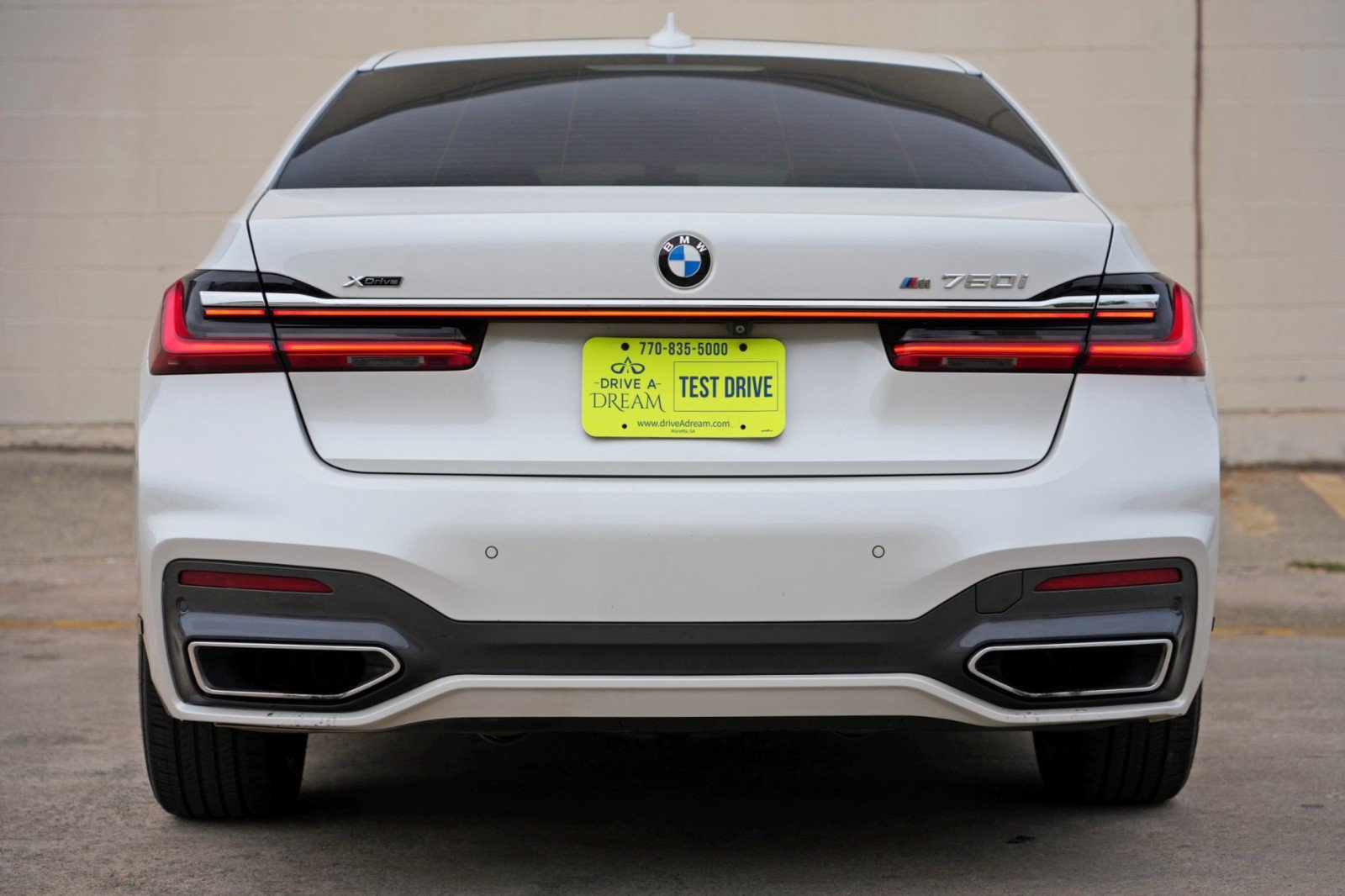 Used 2020 BMW 750i xDrive w/ Executive Package AWD/4WD image 12
