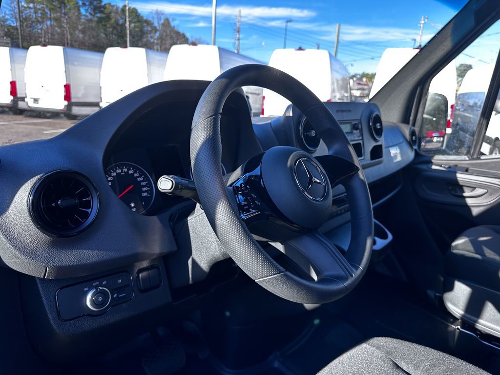 New 2026 Mercedes-Benz Sprinter 2500 image 15