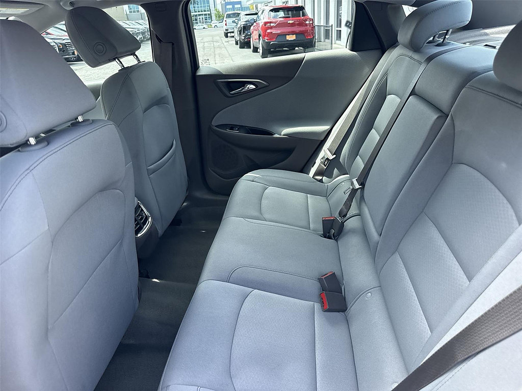 Used 2025 Chevrolet Malibu LT FWD image 22