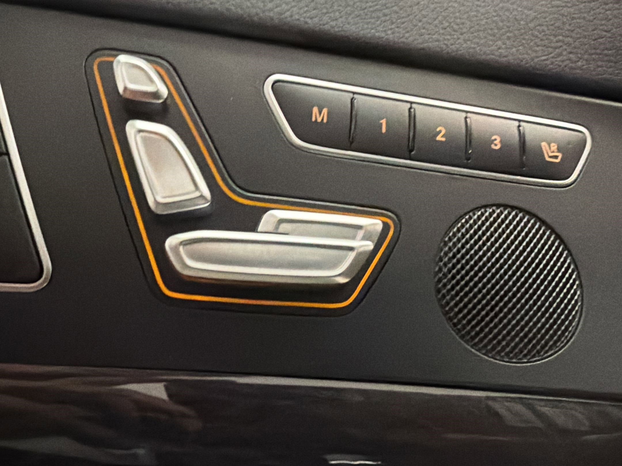 Certified 2020 Mercedes-Benz SL 550 image 16