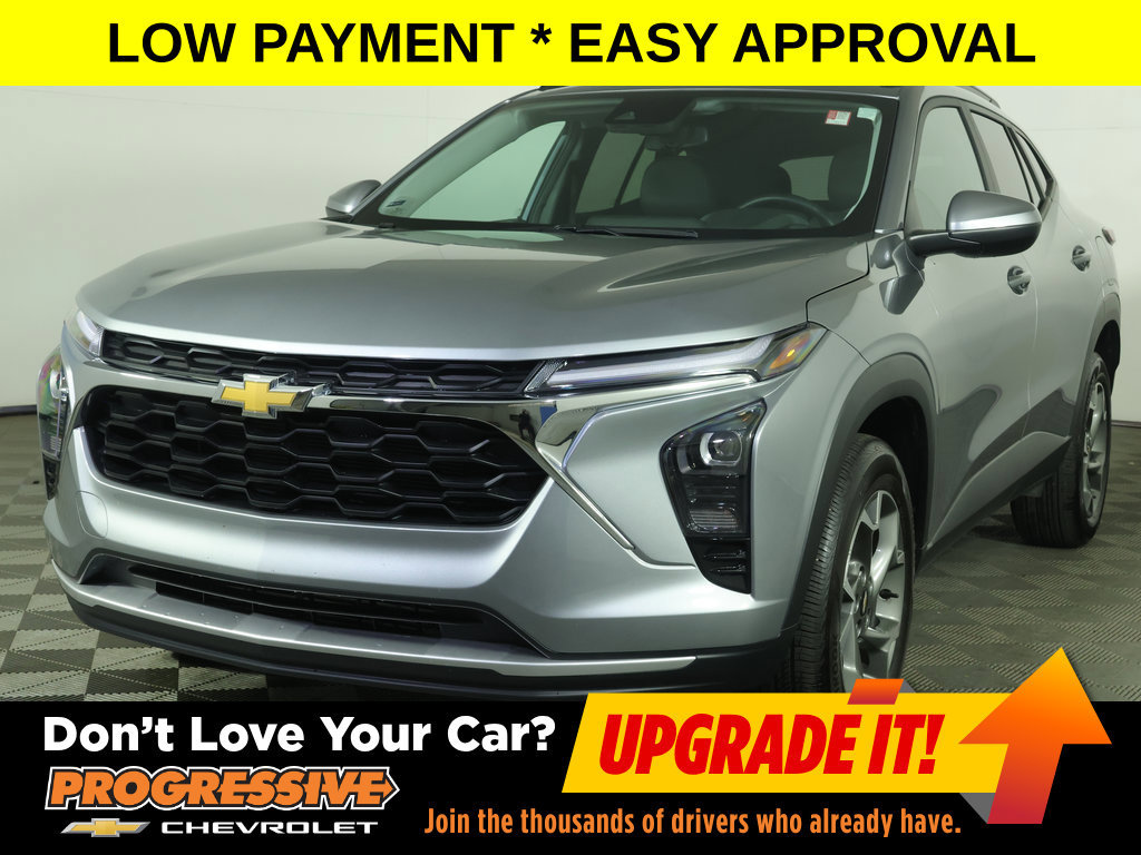 Used 2025 Chevrolet Trax LT w/ Driver Confidence Package FWD image 1