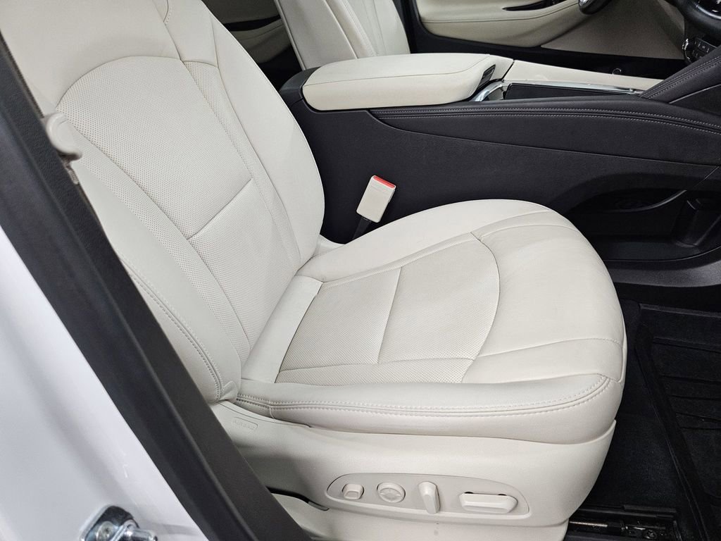 Used 2022 Buick Enclave Premium w/ Experience Buick Package image 22