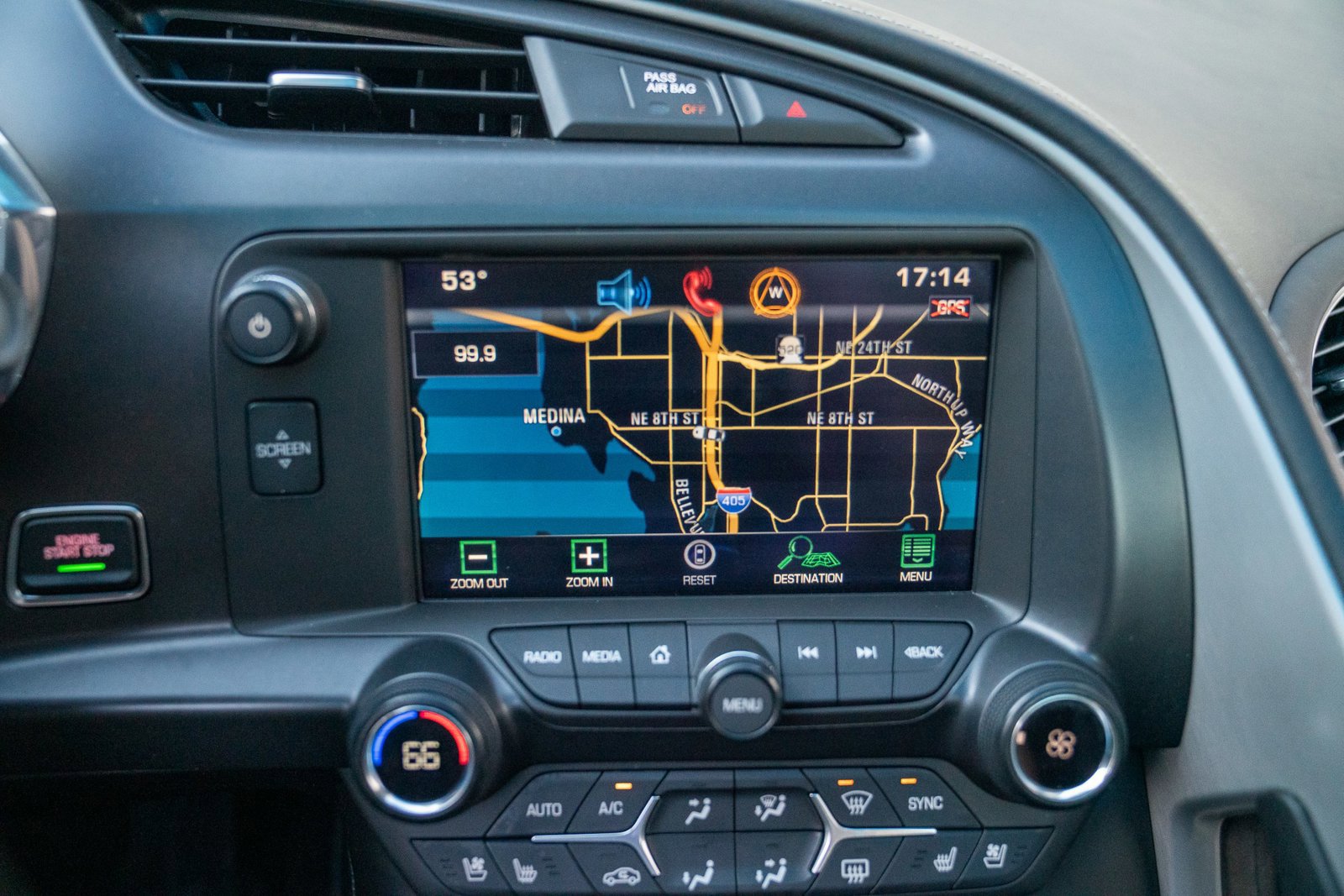 Used 2015 Chevrolet Corvette Stingray Coupe w/ 3LT Preferred Equipment Group image 17