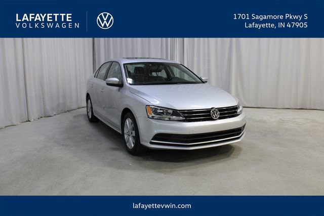 Used 2015 Volkswagen Jetta TDI SE FWD image 1